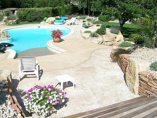 Stylperf Empreinte / Stylperf - BÉTON DÉCORATIF / Par Gamme / Nos produits / Accueil / Béton / Sites - Beton Fr